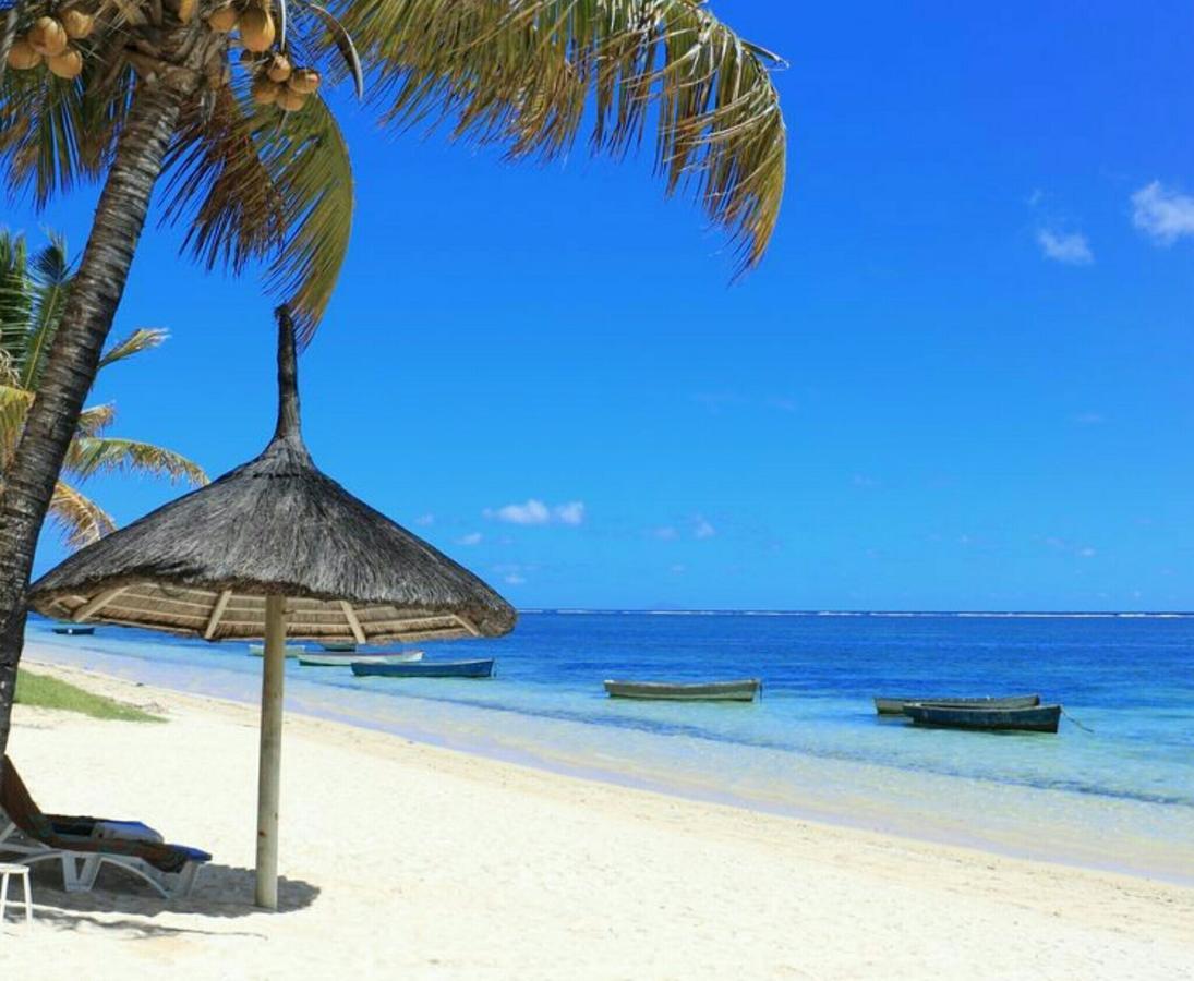 Villa Bienvenue Beachfront House Flic en Flac Экстерьер фото